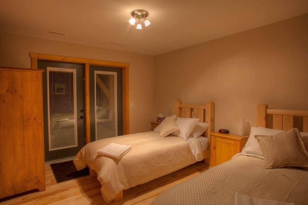 Mount 7 Lodges Golden Eksteriør billede